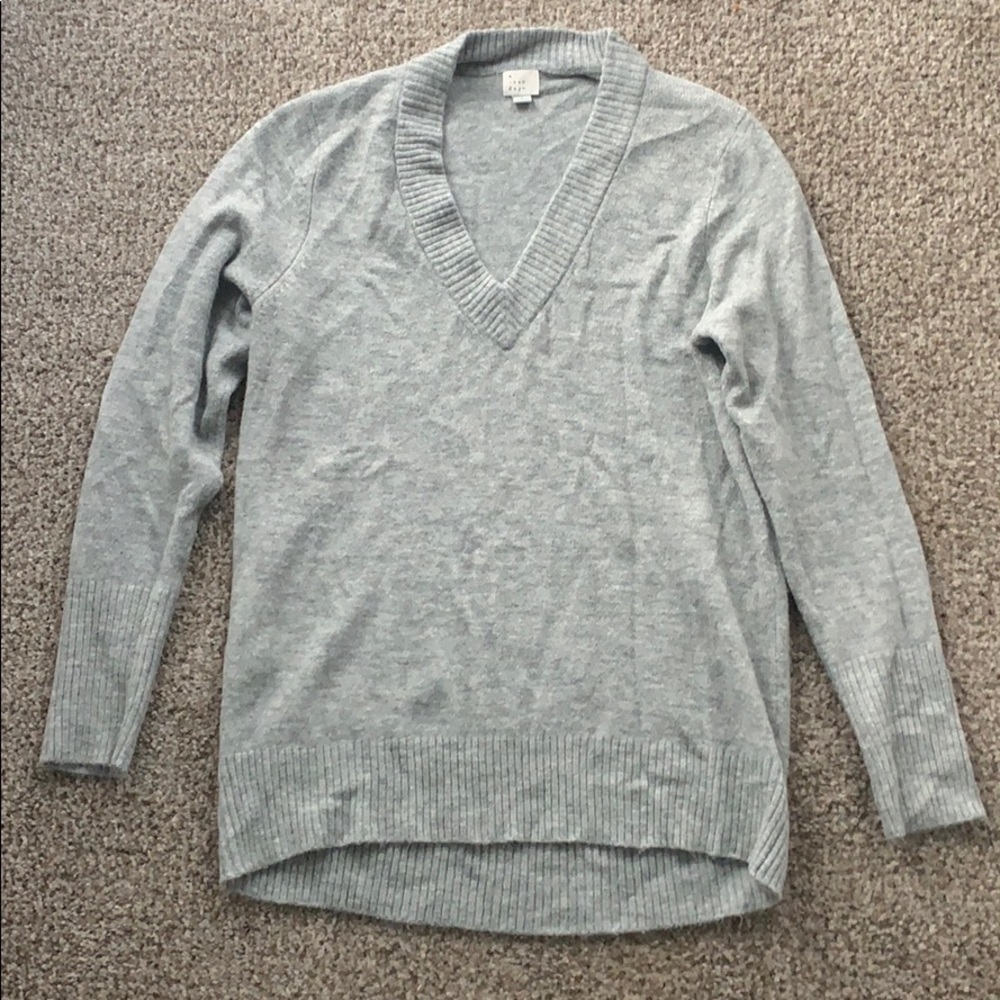 A New Day Women’s Grey Sweater Size Small